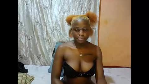 Snapshot of cute_marshal chatting on 02.10.26 cute_marshal online show from 02.10.26