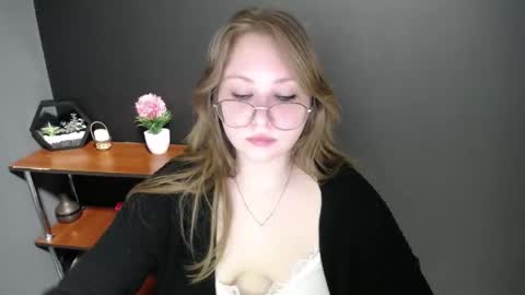 Veronica online show from 02.14.25