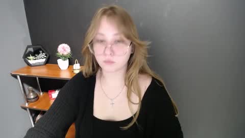 Veronica online show from 02.28.25