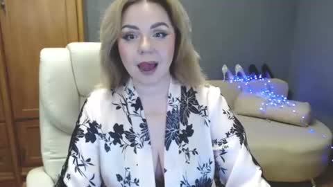 cute_phoenix online show from 06.19.26