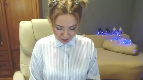 Snapshot of cute_phoenix chatting on 07.24.26 cute_phoenix online show from 07.24.26