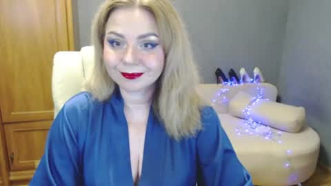 Snapshot of cute_phoenix chatting on 08.02.26 cute_phoenix online show from 08.02.26