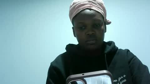 cute_roxie online show from 02.11.25