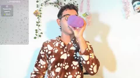 cute_sammy_1 online show from 09.17.25