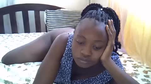 cute_savanna online show from 02.12.25