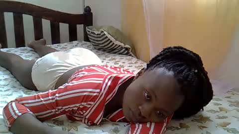 cute_savanna online show from 03.08.25