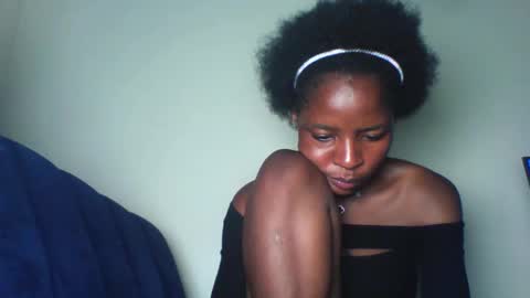 Snapshot of cute_sexy3 chatting on 01.31.26 SHARON online show from 01.31.26