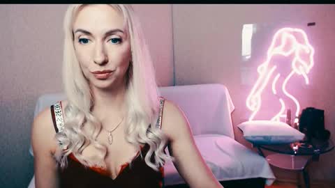 cute_smile_shy online show from 09.27.25