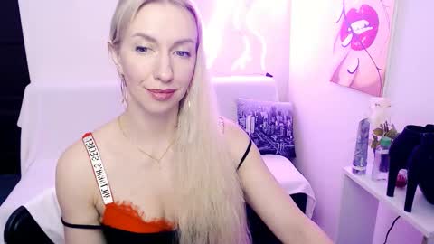 cute_smile_shy online show from 02.22.26