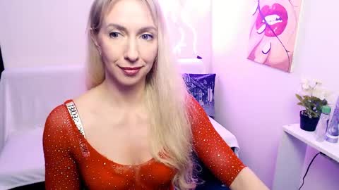 cute_smile_shy online show from 04.10.26