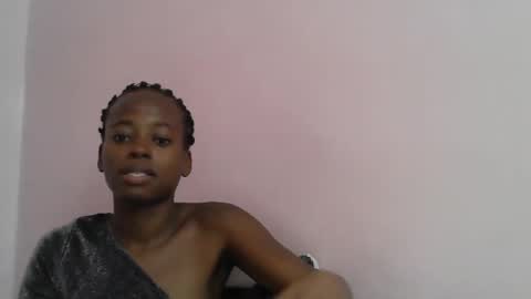 Snapshot of cute_sonny chatting on 12.20.24 cute_sonny online show from 12.20.24