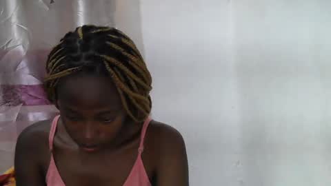 Snapshot of cute_sonny chatting on 02.02.25 cute_sonny online show from 02.02.25