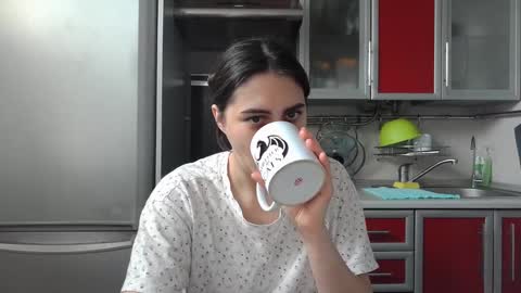 cute_strawberry_ online show from 02.07.25