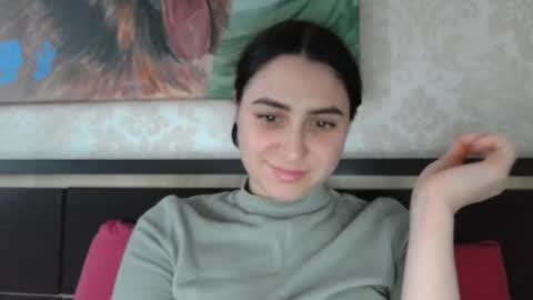 cute_strawberry_ online show from 02.08.25