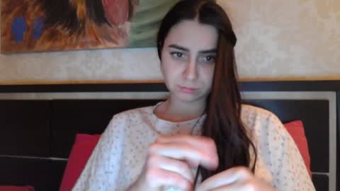 cute_strawberry_ online show from 02.08.25