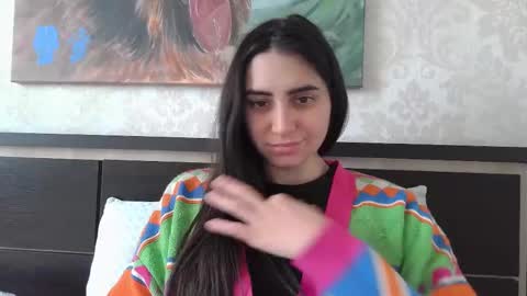 cute_strawberry_ online show from 02.21.25