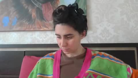 cute_strawberry_ online show from 03.08.25