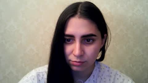 cute_strawberry_ online show from 09.09.25