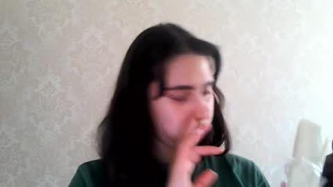 cute_strawberry_ online show from 10.01.25