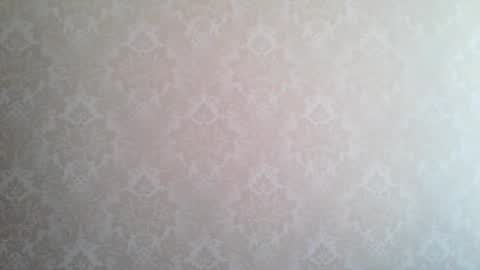 cute_strawberry_ online show from 11.03.25