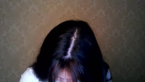 cute_strawberry_ online show from 11.03.25