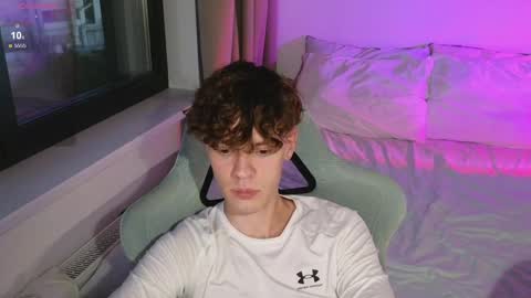 Snapshot of cute_thomas chatting on 06.01.26 Thomas - online show from 06.01.26
