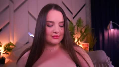 Amber online show from 09.18.25