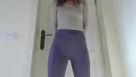 Anne-Marie  online show from 09.26.25