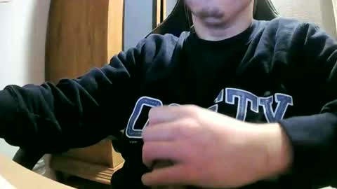 Cuteboy090 online show from 12.19.24