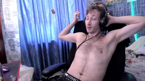 Snapshot of cuteboy228 chatting on 03.03.25 cuteboy228 online show from 03.03.25