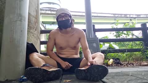 Snapshot of cuteboys3303 chatting on 11.04.25 cuteboys3303 online show from 11.04.25