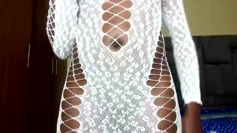 Snapshot of cuteebony16 chatting on 07.09.26 tawi online show from 07.09.26