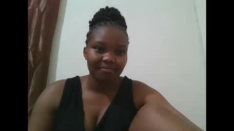 Snapshot of cuteebony2 chatting on 10.14.25 Sheila online show from 10.14.25