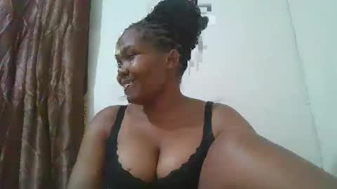 Snapshot of cuteebony2 chatting on 10.25.25 Sheila online show from 10.25.25