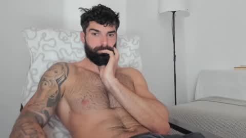 cuteeboy online show from 02.04.25