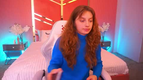 Foxy online show from 11.06.25