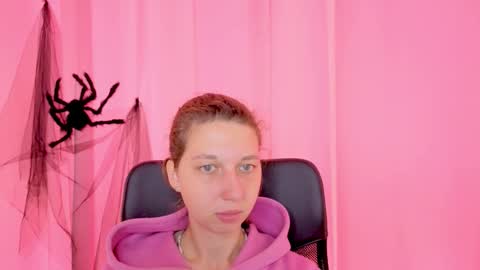 Elli online show from 11.13.25