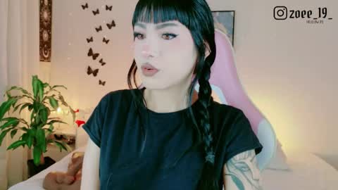 Zoe  online show from 05.18.26