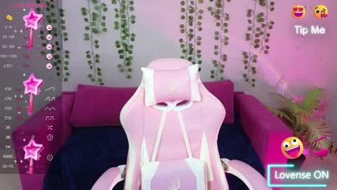 Snapshot of cutefever chatting on 04.09.26 Amyy online show from 04.09.26