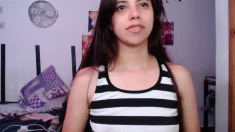 Snapshot of cutehaome chatting on 06.22.26 haome online show from 06.22.26