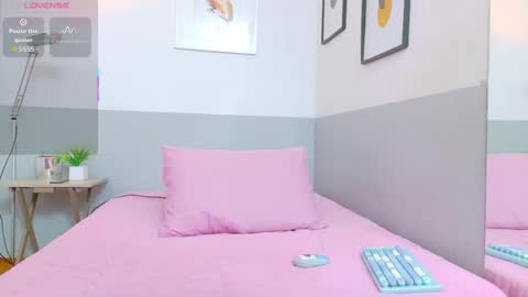 cutepetitee online show from 10.29.25