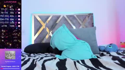 Snapshot of cutesarah_10 chatting on 03.01.25 cutesarah_10 online show from 03.01.25