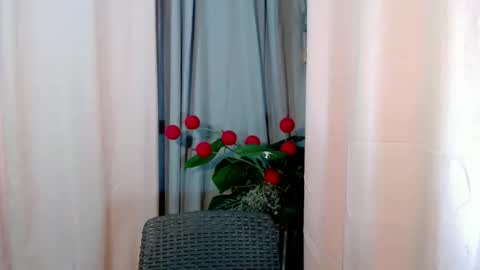 cute online show from 02.23.26