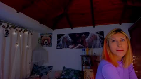 Snapshot of cuteweed420 chatting on 02.16.25 cuteweed420 online show from 02.16.25