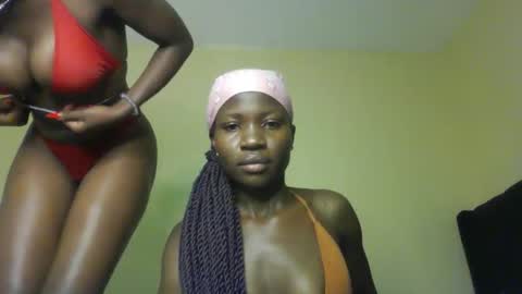 Snapshot of cutey_mara chatting on 03.29.26 cutey_mara online show from 03.29.26