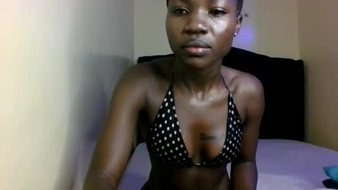 Snapshot of cutey_mara chatting on 05.29.26 cutey_mara online show from 05.29.26