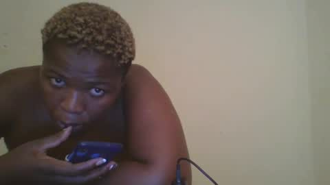 cutey_mellanin online show from 03.03.25