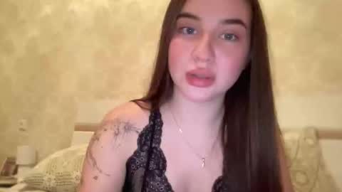 Snapshot of cuteyaji chatting on 10.10.25 CuteAnn online show from 10.10.25