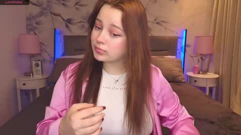 Nika  online show from 04.28.26