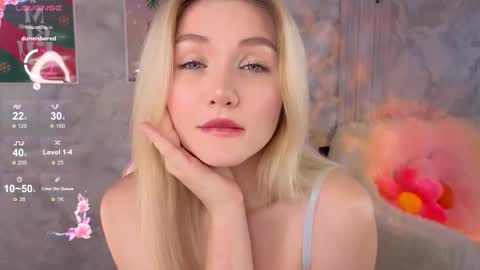 HelloMy name Eva online show from 12.19.25